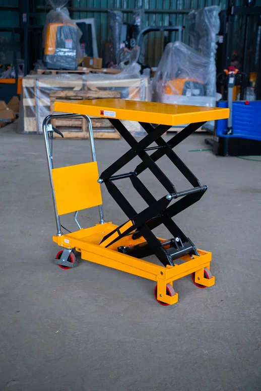 Стол подъемный гидравлический передвижной